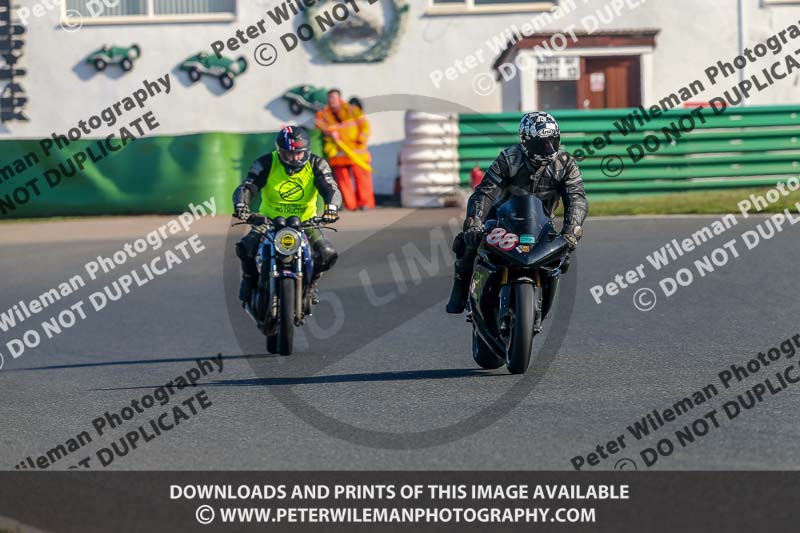 PJM Wedding Photography;enduro digital images;event digital images;eventdigitalimages;mallory park;mallory park photographs;mallory park trackday;mallory park trackday photographs;no limits trackdays;peter wileman photography;racing digital images;trackday digital images;trackday photos